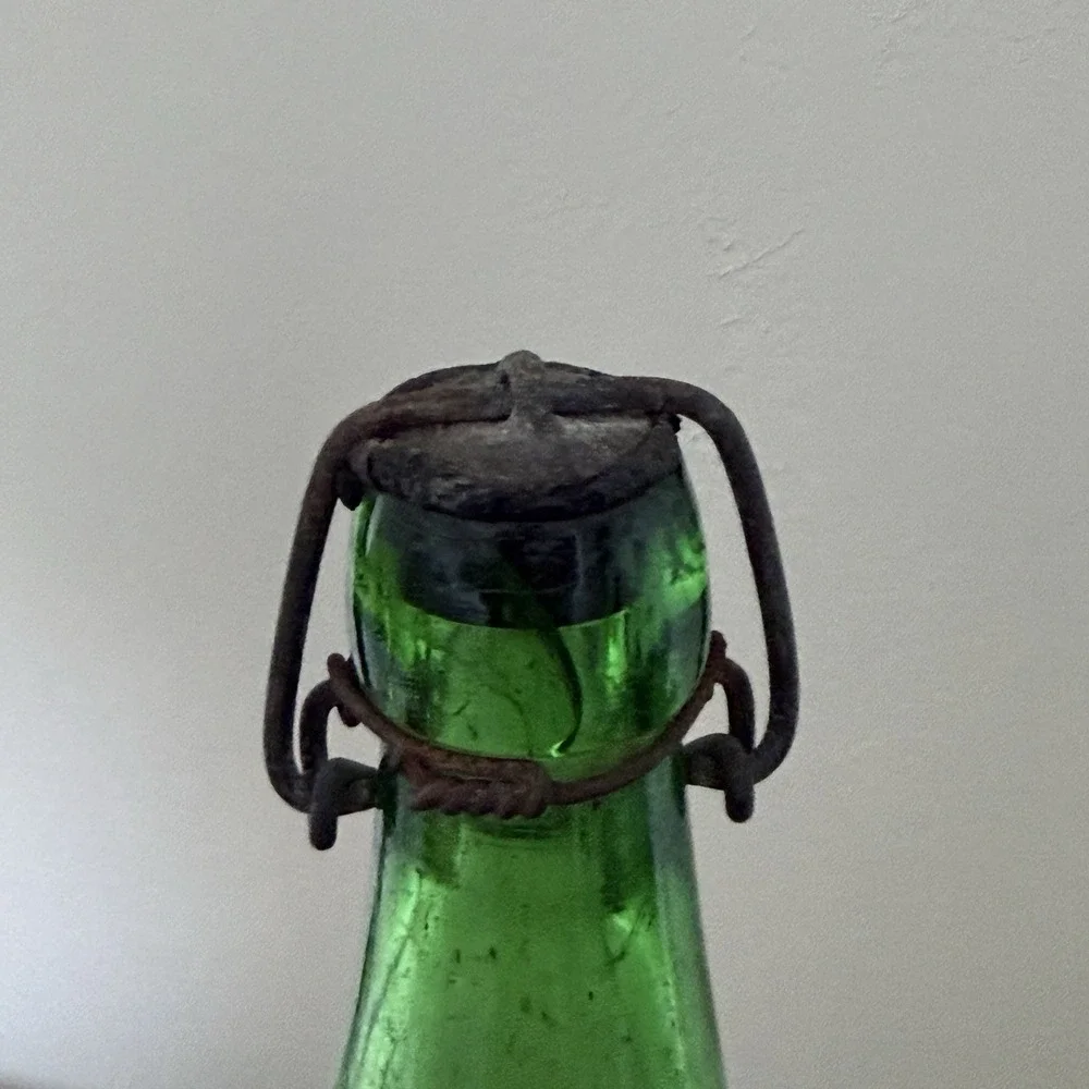 Columbia Weiss Beer Brewery St Louis MO Green Blob Bottle Pre Prohibition I G Co